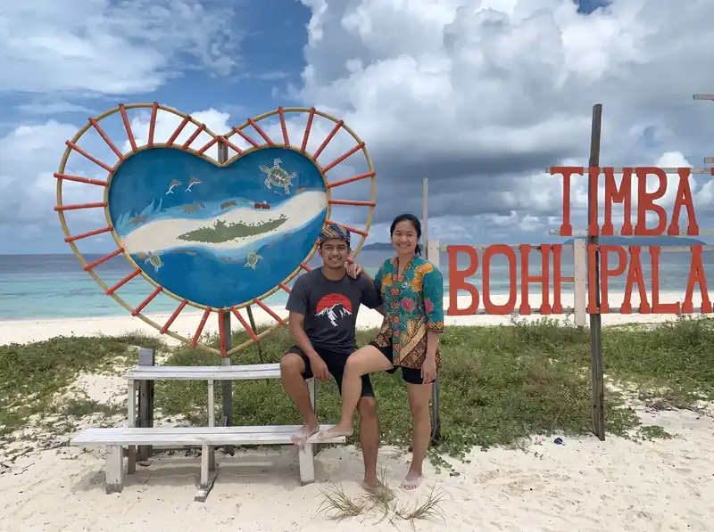Beautiful sandbar view at Timba Timba Island Arcadia Beach Resort